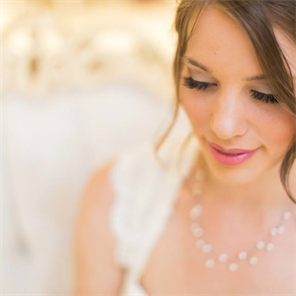 , Mandilyn Co Makeup & Hair Artistry 